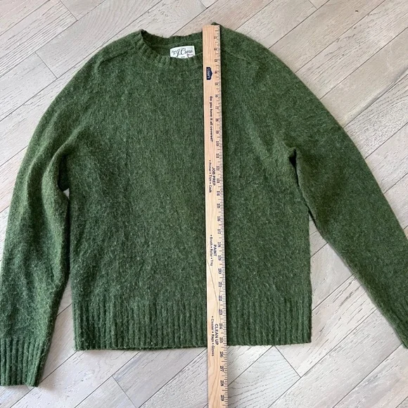 J.Crew 100% Wool Crewneck Sweater Olive Green Size Small - Picture 7 of 12